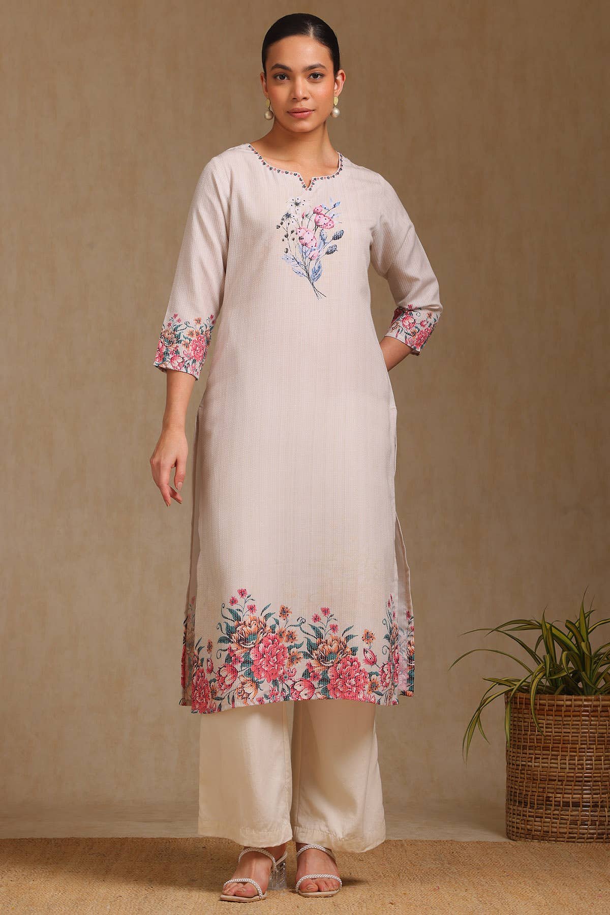 Beige Rayon Floral Printed Kurta - Image 4